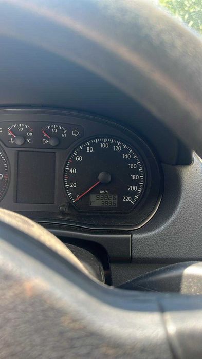 VOLKSWAGEN Polo 2009 — imagine 4