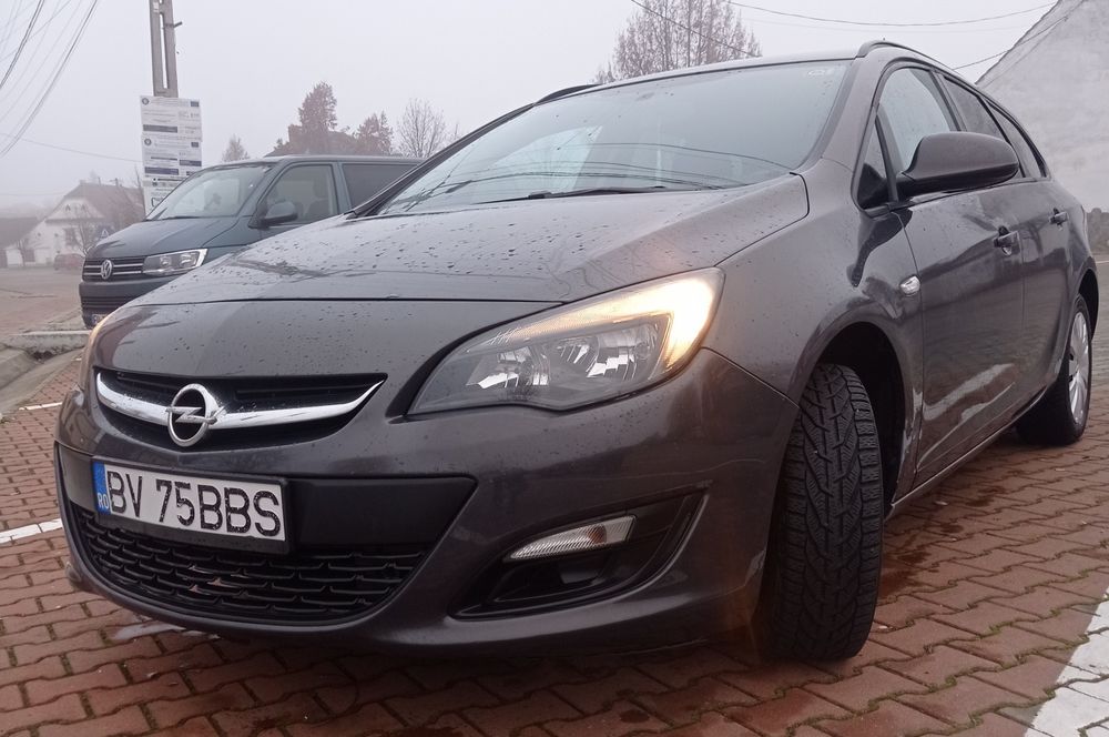 Opel Astra j 2013 facelift 1.7 euro5
