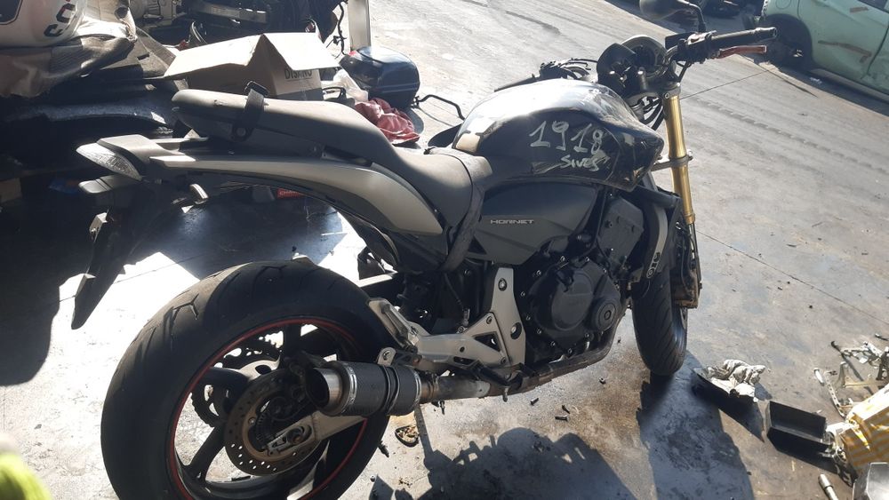 Мотоциклет Хонда (Honda Hornet-ABS)2006-12г на части