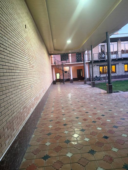 срочно ховли сотилади жуда яхши локацияда