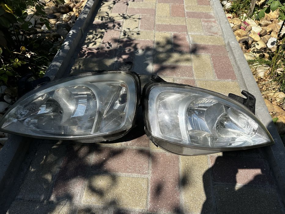 Piese opel corsa c/1000cm3/ an 2001