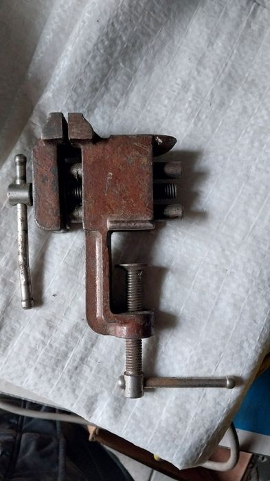 Продам ювелирные тиски