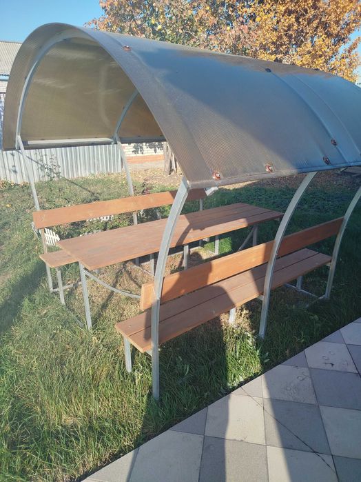 Продам беседку бу
