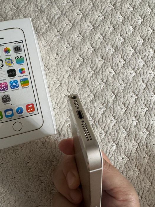 Айфон 5S. Легендарный! С документами!