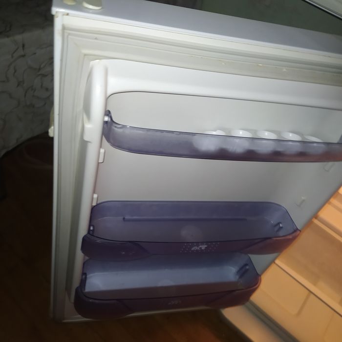 Продам холодильник Бирюса