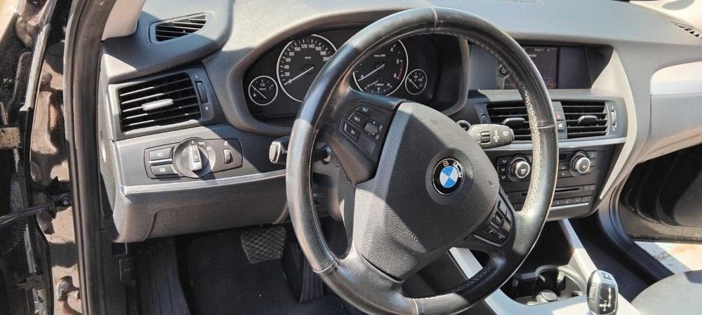 Продавам автомобил BMW X3