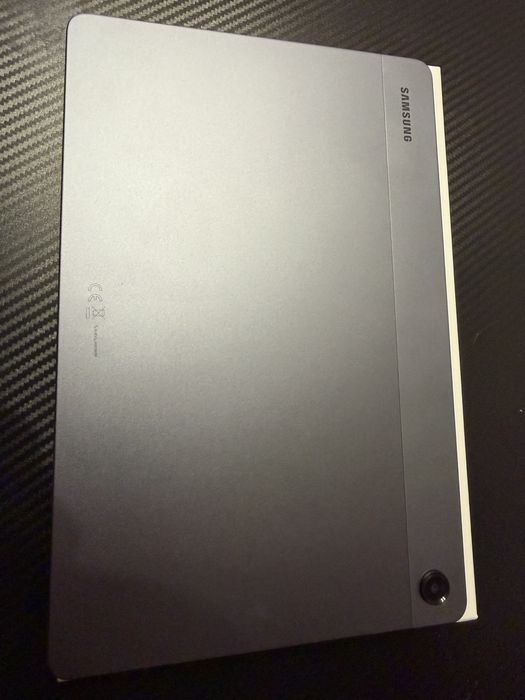 Продавам Samsung Galaxy Tab A11+