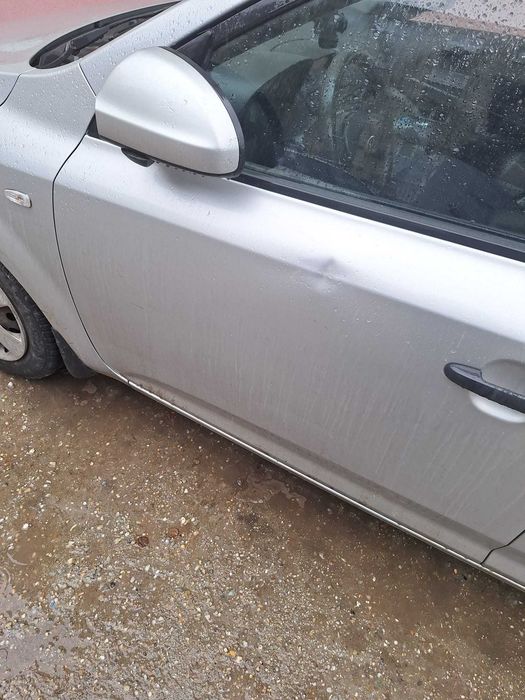 Kia Ceed 2007 benzină, 1.500 € — imagine 5