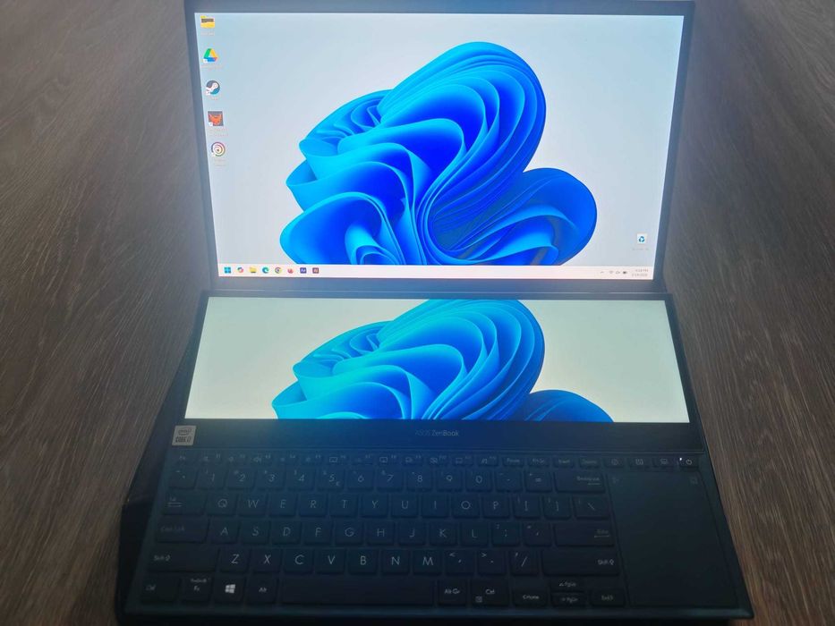 ASUS ZenBook Pro Duo UX582LR – RTX 3070 / i7 / 32GB RAM / 1TB SSD