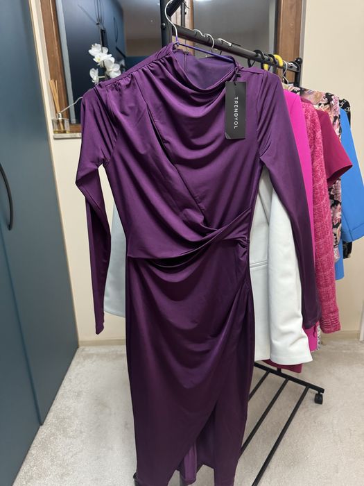 Дамска вечерна рокля