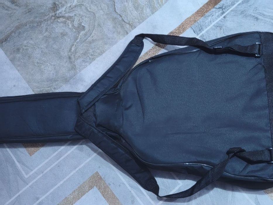 Акустическая гитара