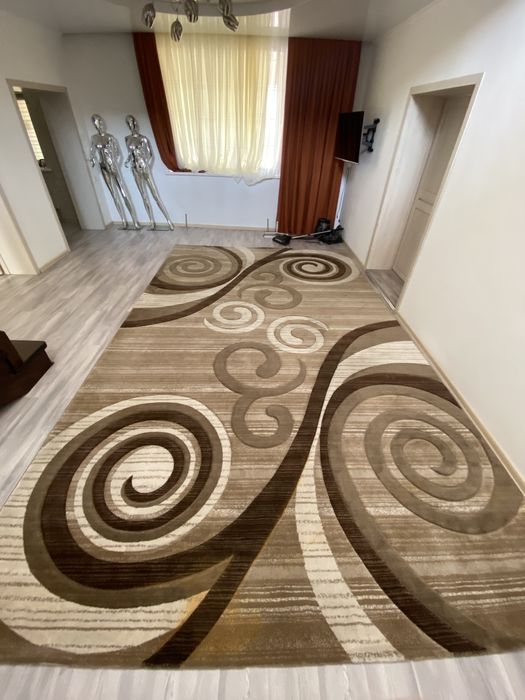 ковер в отличном состоянии