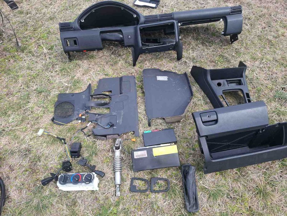 Части от BMW e36 318ti