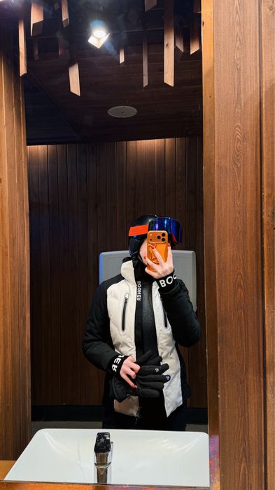 Продаю костьюм горнолыжный