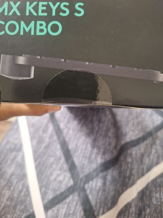 Tastatura mecanica Keys s combo.    Logitech