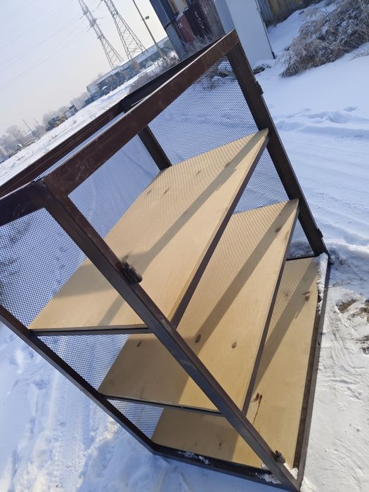 Стилаж прочный..