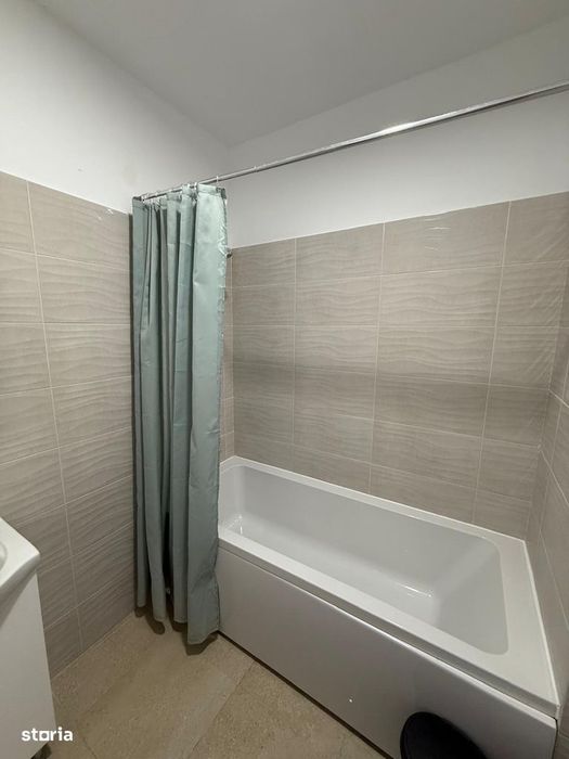 Apartament - Decomandat - Centrala - Mutare Imediata.