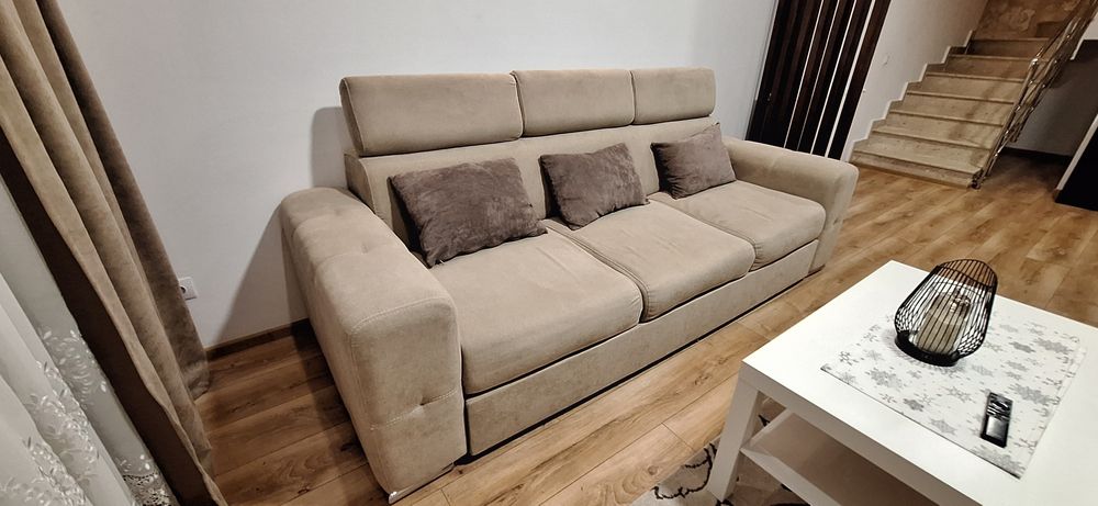 Vand canapea extensibila