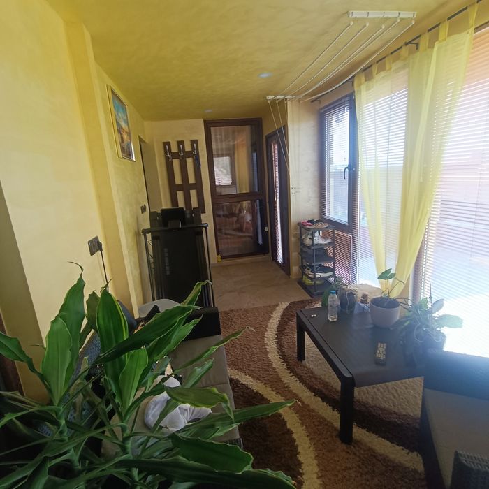 Продавам къща с.Драговищица