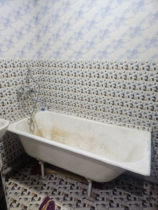 Срочно ижарага берилади оилага янги бозор Исфан доми олдида 1- етаж