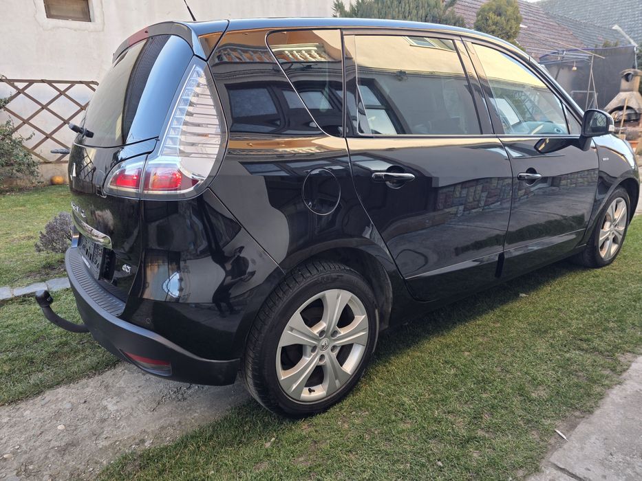 Renault Scenic 3 an 2013 motor 1.6dci