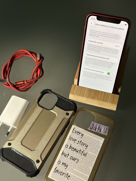 iPhone 12 Mini Red edtion cu incarcator si 2 huse + cablu 88% 64 gb