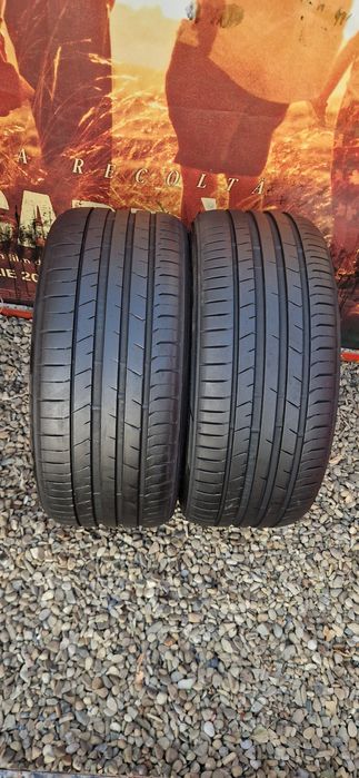 2 Anvelope Toyo 225 35 R19 de vara