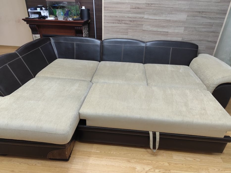 Продам диван. Качественный.