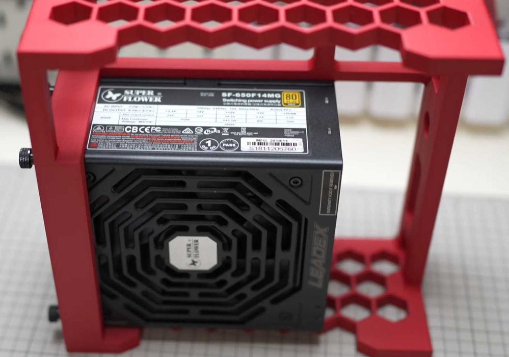 Carcasă PC Test Bench – ATX / Micro-ATX / Mini-ITX