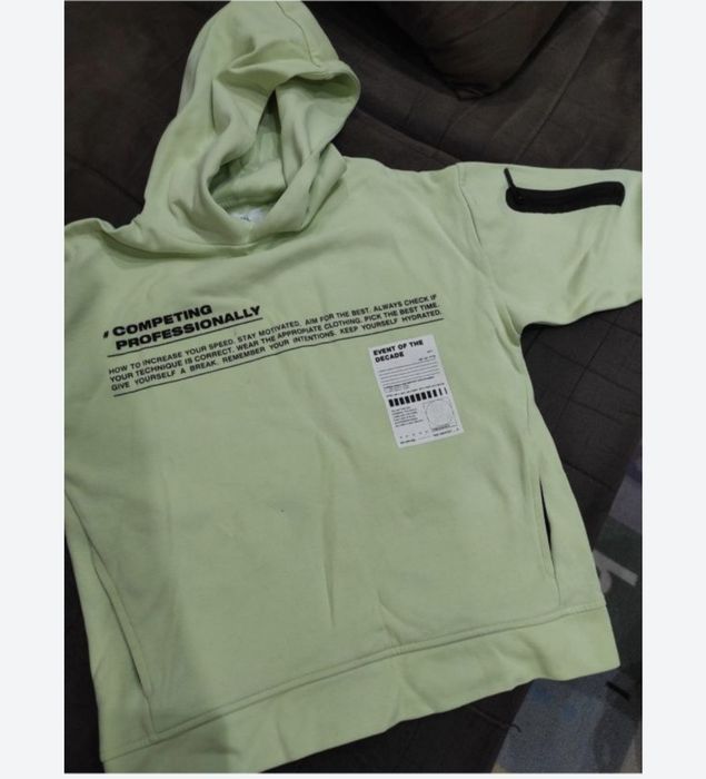 Суичъри на НМ и Zara,комплект на Champion