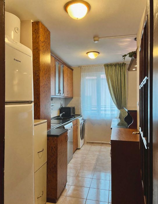 Дава се под наем Тристаен апартамент в Пловдив, Център - 92 кв.м за 650 € - Снимка #5