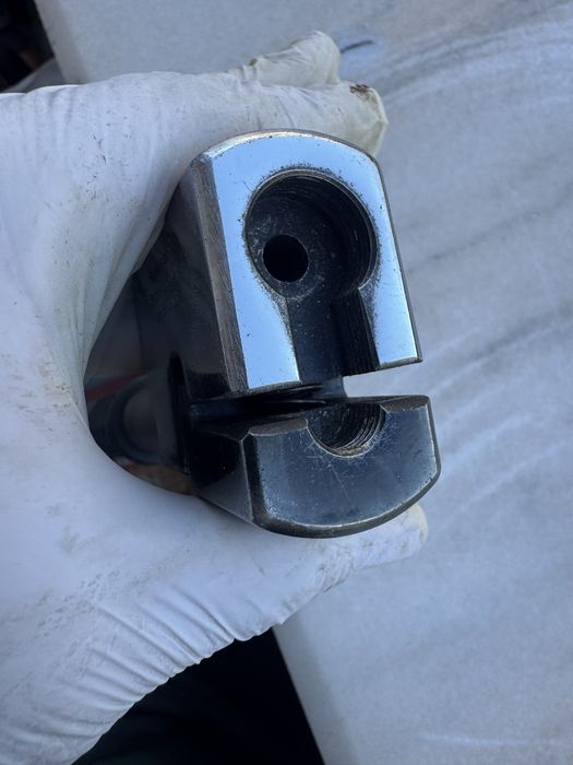 Dispozitiv pt reparatie usi
