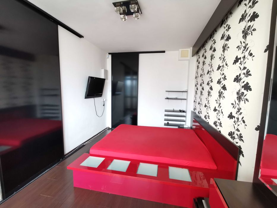 Двустаен под наем ж.к. Иван Вазов - Център