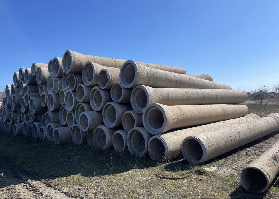 Vand teava metalica orice dimensiune si tuburi din beton armat