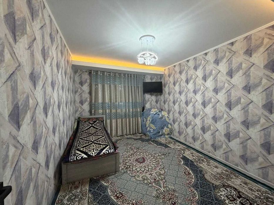 2 хоналик квартира 2 кават кирпичный дом, центральный аптека