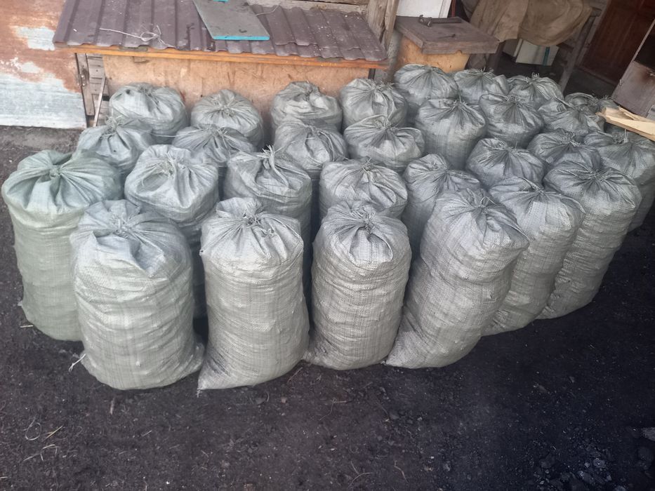 Продам уголь,дрова в мешках