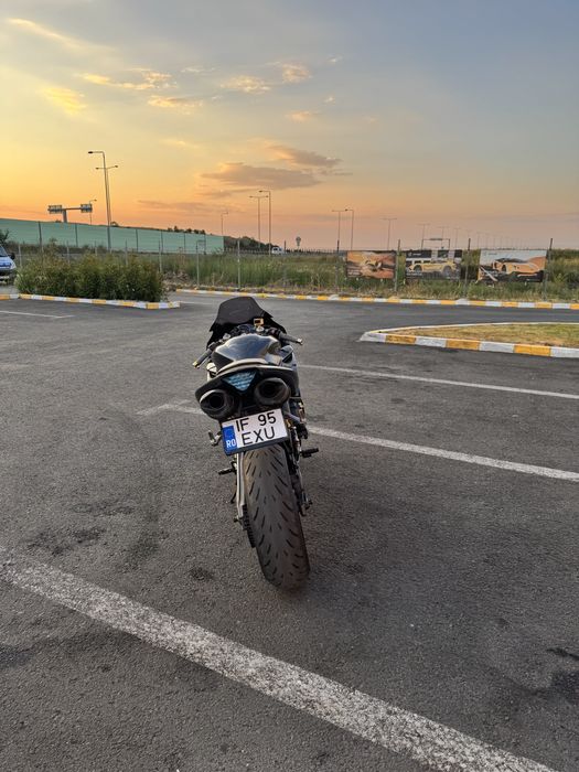 Vand schimb Yamaha r1 2005