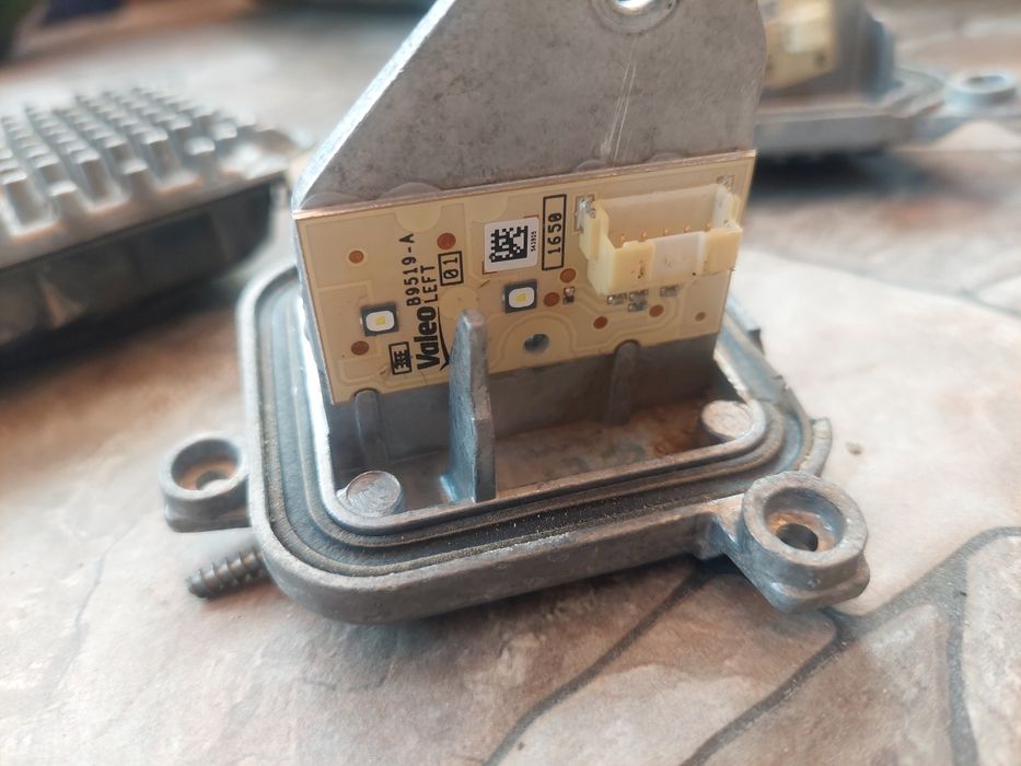 Far dreapta bmw x1 f48+ Module