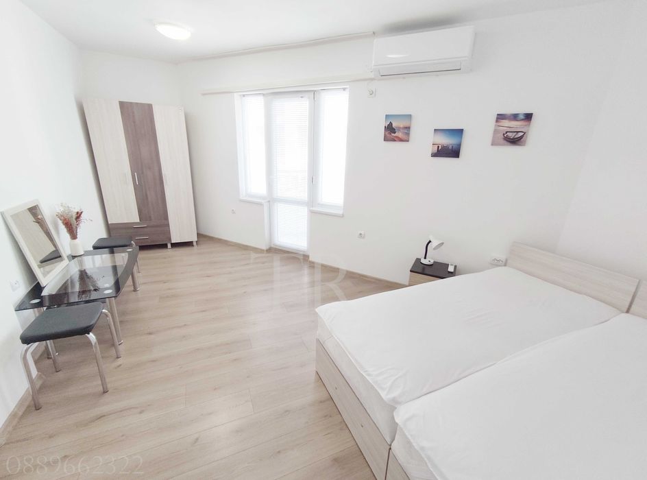 Дава се под наем Тристаен апартамент в Бургас, Лазур - 90 кв.м за 714 € - Снимка #4