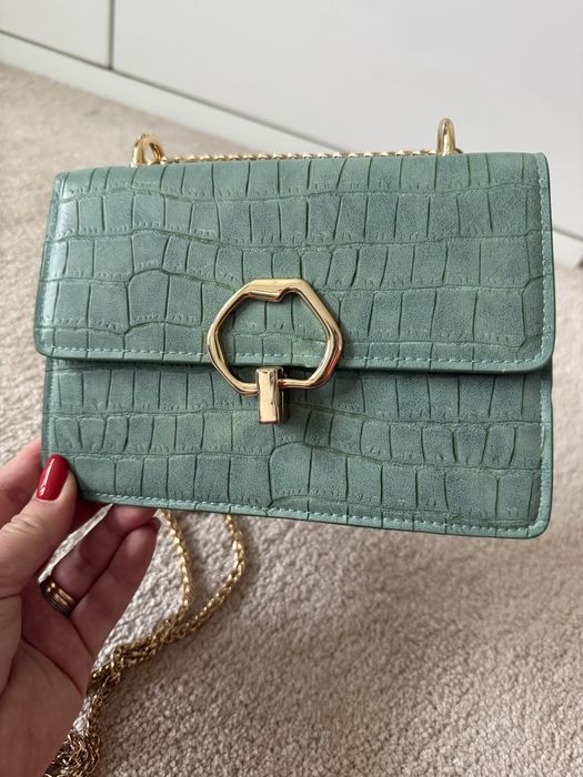 Poseta Orasay vernil