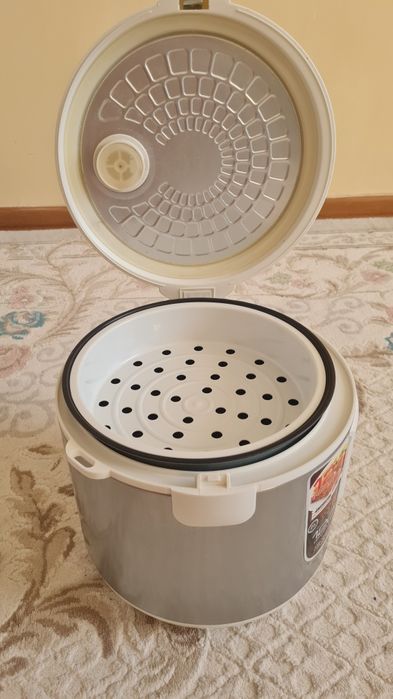 Мультиварка Redmond