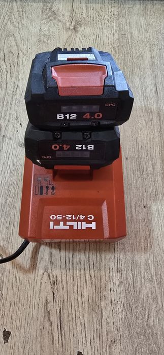 Зарядное устройство и акумятор 22V и 12V