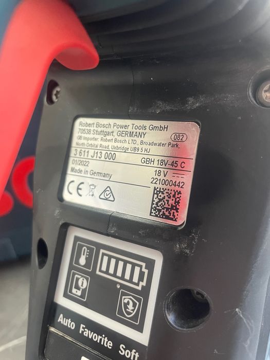 Акумулаторен перфоратор
Bosch GBH 18V-45 C Professional