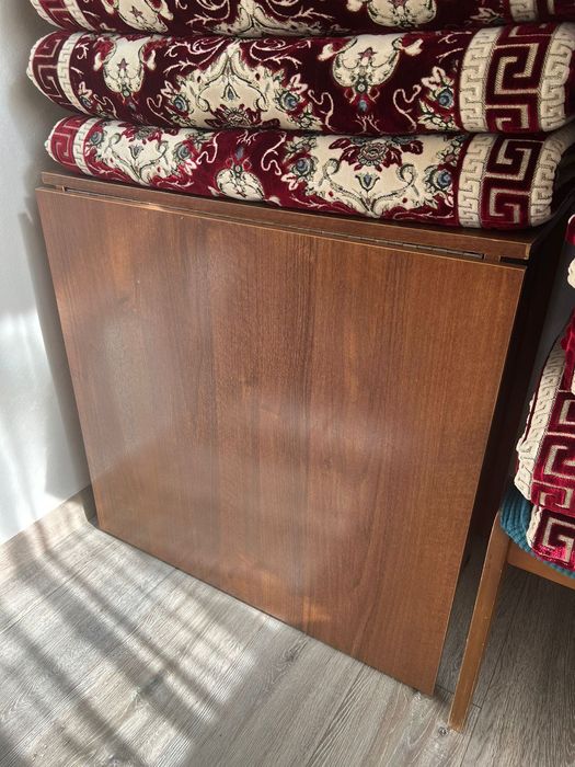 Продам раздвижной стол