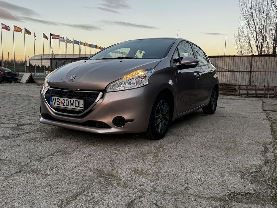 De vanzare peugeot 208