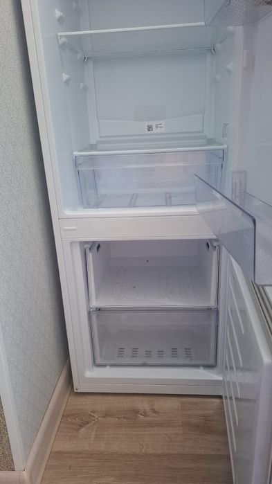 Поодается холодильник