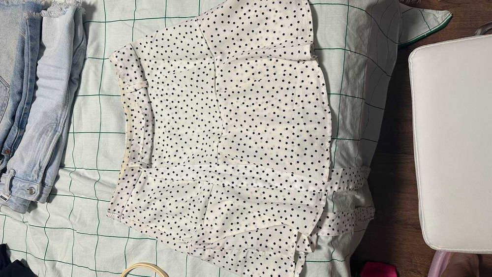 панталони, пола и шорти