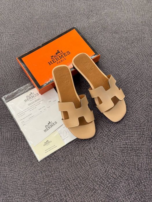 Дамски стилни чехли