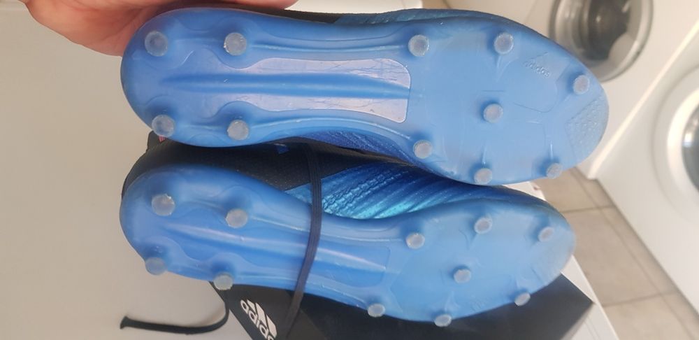 Детски футболни обувки Adidas