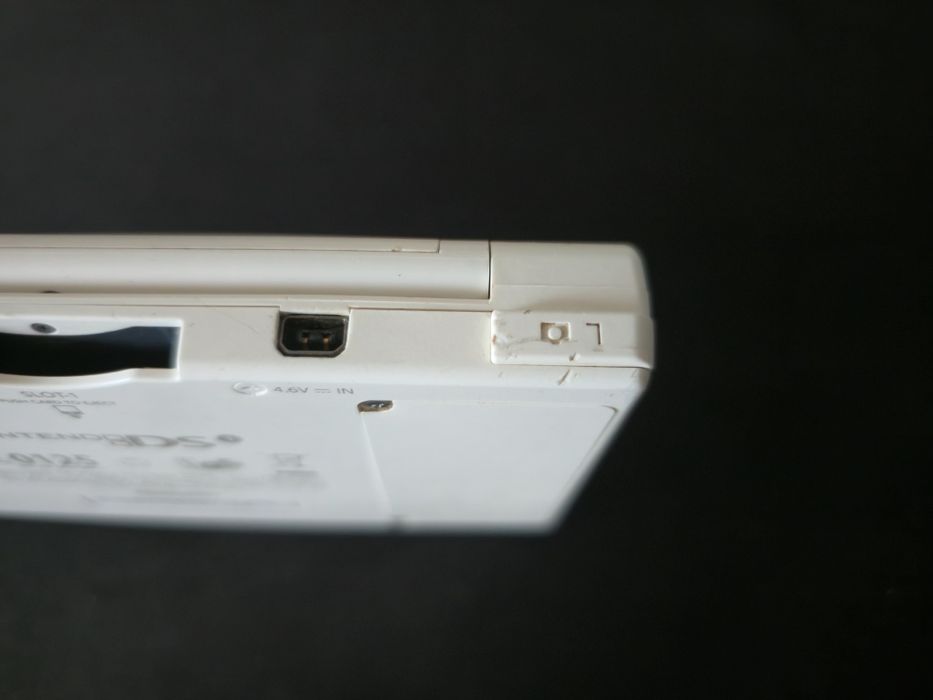 Nintendo DSI alb
